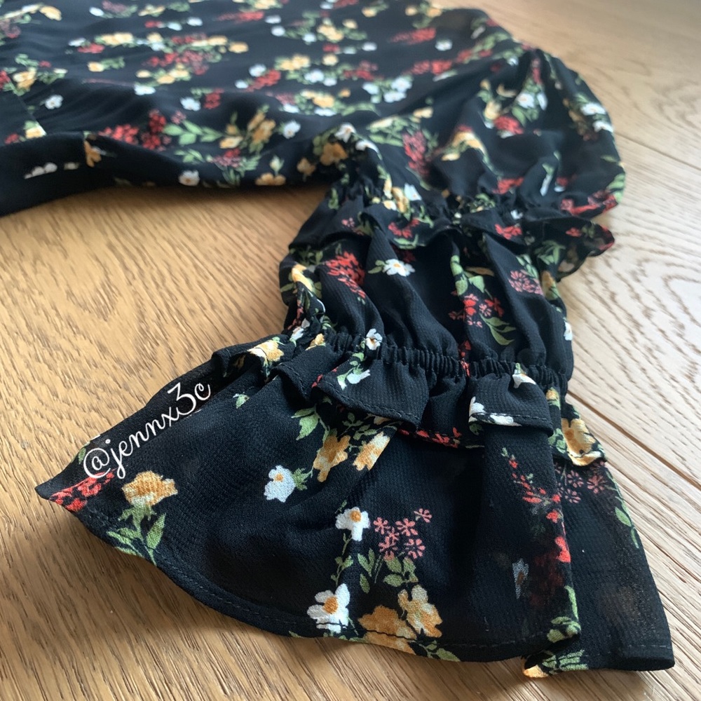 ❌[SOLD]❌Reformation Laurelei Dress || Vionnett - Picture 12 of 16